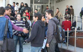 Alumnos de la Facultad de Filosofía y Letras de la UA
