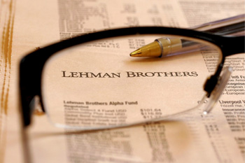 Titulat con la declaración de quiebra del banco Lehman Brothers (Reino Unido, 2008) Titulat con la declaración de quiebra del banco Lehman Brothers (Reino Unido, 2008)