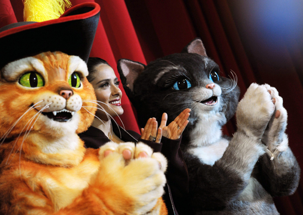 La actriz Salma Hayek posa durante el estreno de 'El Gato con Botas', Berlín (Alemania, 2011) La actriz Salma Hayek posa durante el estreno de 'El Gato con Botas', Berlín (Alemania, 2011)