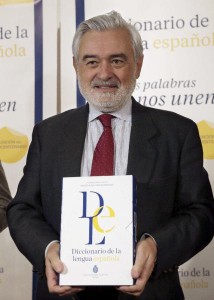 Darío Villanueva presenta la nueva edición del «Diccionario de lengua española». Foto: ©EFE/Lavandeira jr