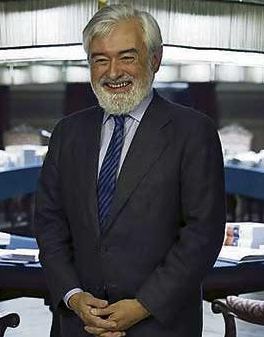 Darío Villanueva tras ser elegido director de la RAE. Foto: ©Efe