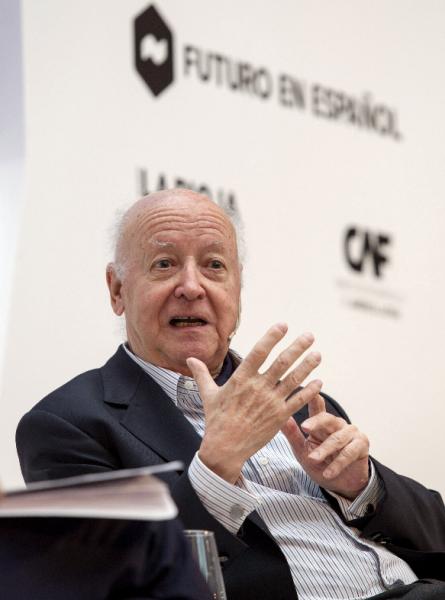 El escritor Jorge Edwards, durante su  intervención. Foto: ©Efe/Abel Alonso