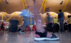 «bate su récord de turistas» y «bate el récord de turistas